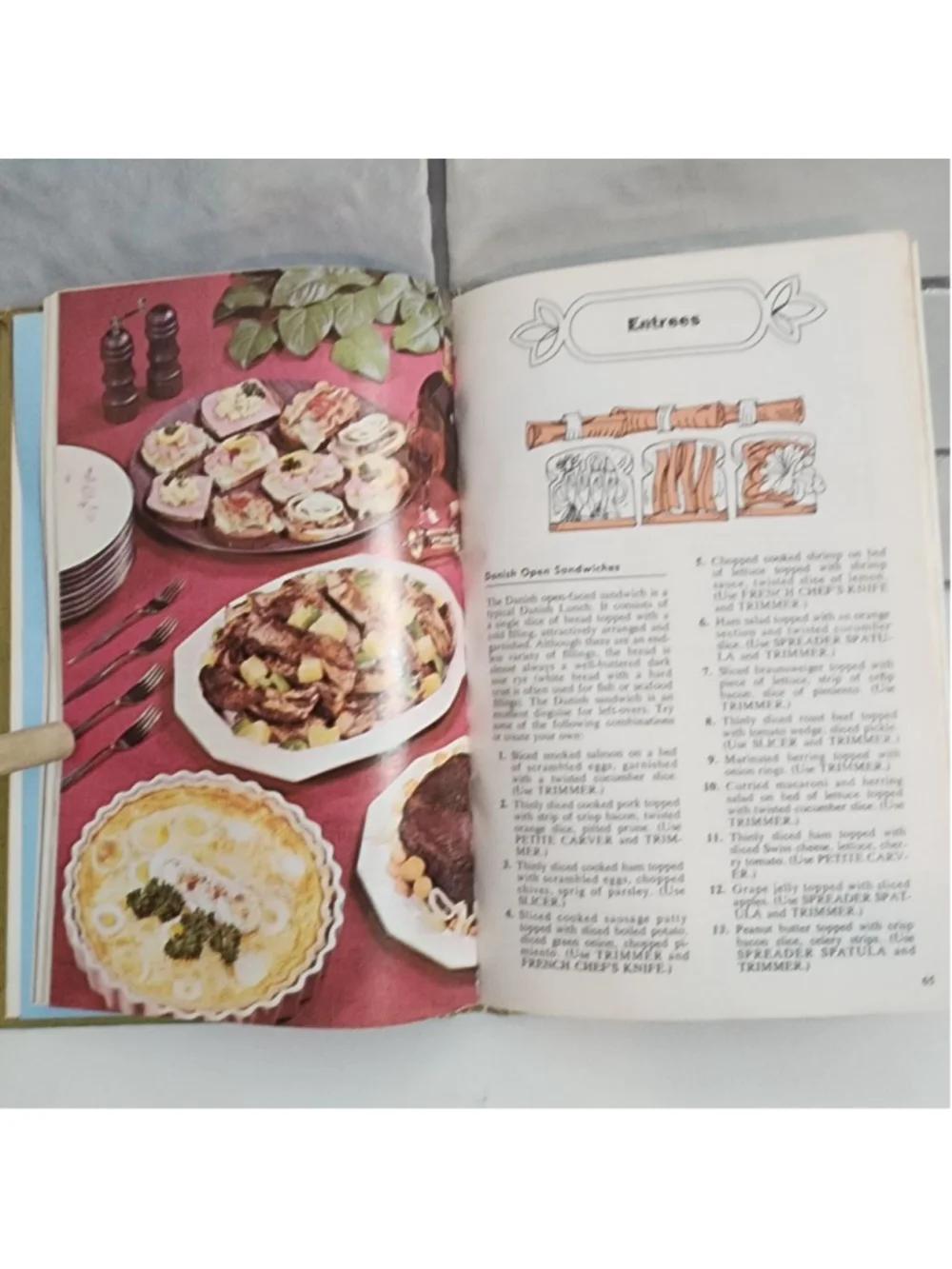 Spirit of 76 Wear Ever Cook Book, 75th Anniversary